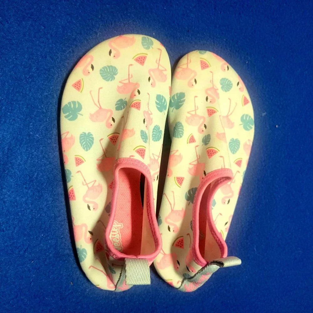 Weestep Little Kids Quick Dry Lightweight Aqua Shoe - SZ 1.5 & Flamingo Goggles! - Picture 2 of 7